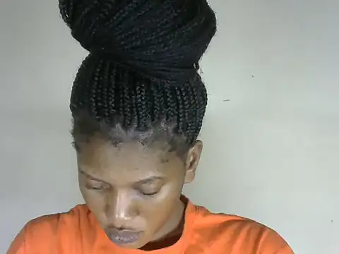 Pretty-emmie online show from 10-02-25, 03:43