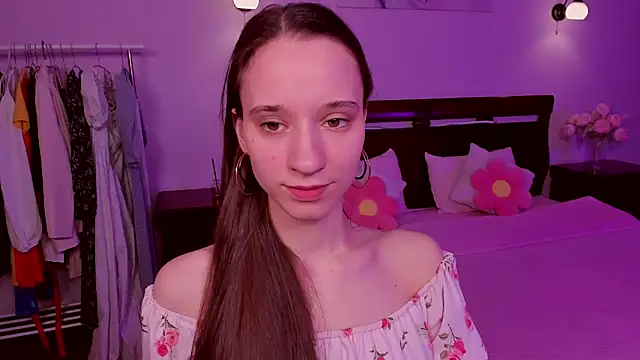 StaceySunny online show from 02-04-26, 04:35