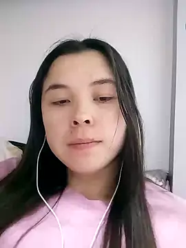Snapshot of BluesAlyssa chatting on 02-14-25, 03:05 BluesAlyssa online show from 02-14-25, 03:05