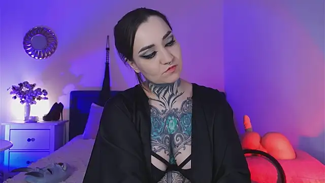 Snapshot of SindelDark chatting on 02-07-25, 01:43 SindelDark online show from 02-07-25, 01:43