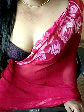 Snapshot of Adwithaa chatting on 02-14-26, 06:52 Adwithaa online show from 02-14-26, 06:52