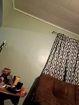 Snapshot of Bigloggz chatting on 01-13-26, 06:39 Bigloggz online show from 01-13-26, 06:39