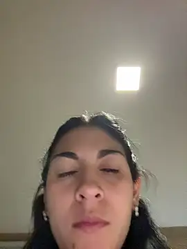 Snapshot of Valentcouple chatting on 02-20-26, 02:41 Valentcouple online show from 02-20-26, 02:41