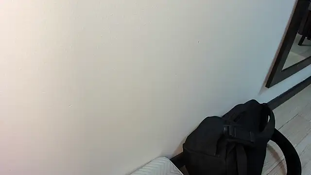 selene red  online show from 03-25-26, 12:22