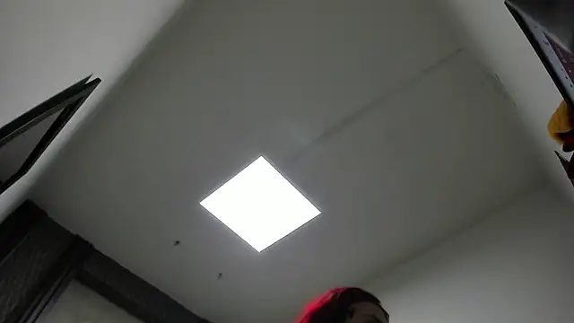 selene red  online show from 03-06-26, 12:27