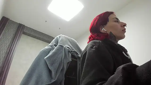 selene red  online show from 04-14-26, 01:32