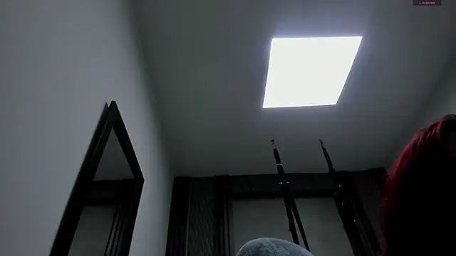 selene red  online show from 10-03-25, 01:34