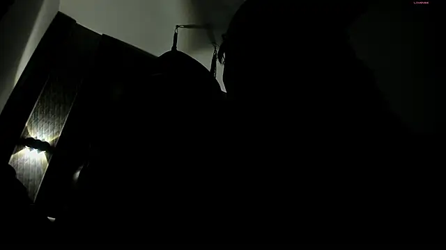 selene red  online show from 11-10-25, 01:49