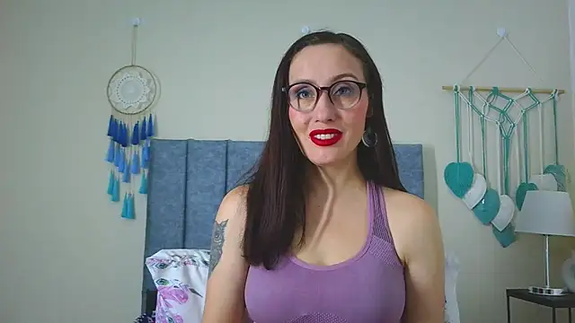 IberianMoonMK online show from 10-27-25, 05:25