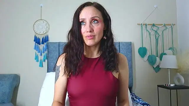 IberianMoonMK online show from 11-08-25, 05:38