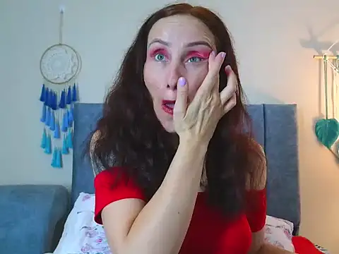 IberianMoonMK online show from 11-20-25, 06:30