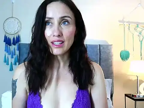 IberianMoonMK online show from 09-28-25, 11:28