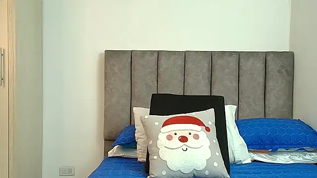 karina lewis  online show from 12-19-25, 05:32