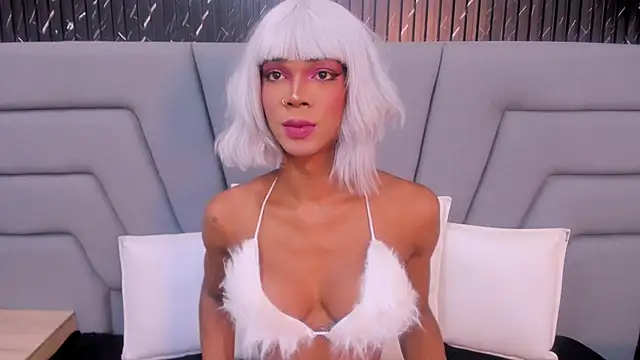 NaomiSteward online show from 10-23-25, 11:31