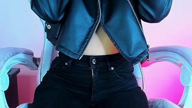 Snapshot of Staicy_Nasty chatting on 09-18-25, 03:09 Staicy Nasty online show from 09-18-25, 03:09