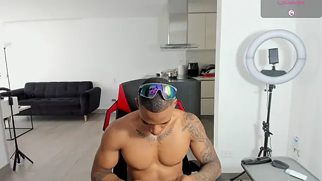 TROYWESLY- online show from 07-13-26, 06:40