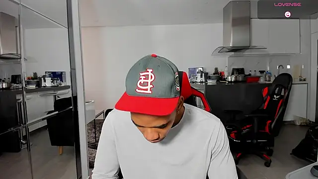 TROYWESLY- online show from 11-06-25, 12:31