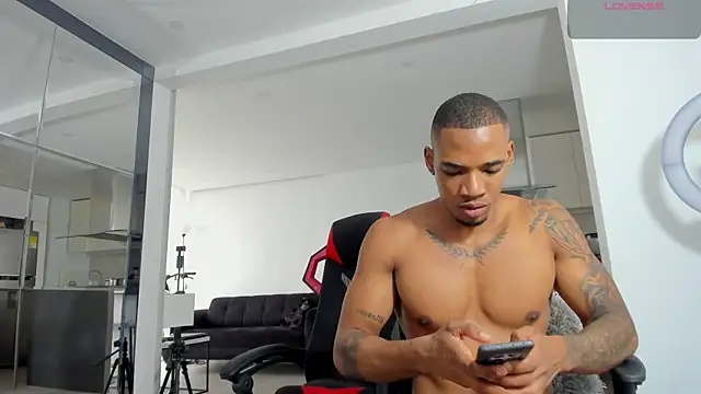 TROYWESLY- online show from 07-21-26, 02:07