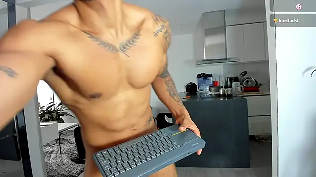 TROYWESLY- online show from 11-09-25, 04:11