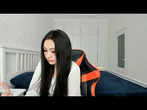 Missykitty01 online show from 11-07-25, 07:35