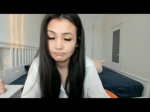 Missykitty01 online show from 09-25-25, 01:11