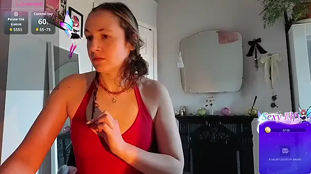 Snapshot of Littlelolo60 chatting on 02-14-26, 10:04 Littlelolo60 online show from 02-14-26, 10:04