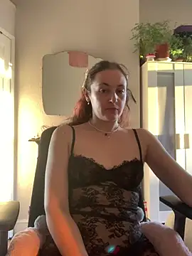 Snapshot of Littlelolo60 chatting on 02-28-25, 05:15 Littlelolo60 online show from 02-28-25, 05:15