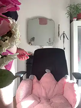 Snapshot of Littlelolo60 chatting on 02-25-25, 03:09 Littlelolo60 online show from 02-25-25, 03:09