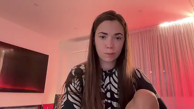 Mika Miller online show from 07-08-26, 10:32