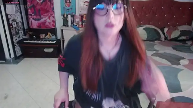 Avril2001 online show from 10-08-25, 01:40