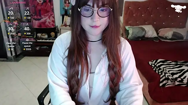 Snapshot of Avril2001 chatting on 02-21-26, 05:53 Avril2001 online show from 02-21-26, 05:53