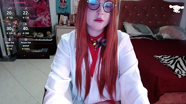 Snapshot of Avril2001 chatting on 02-03-26, 06:11 Avril2001 online show from 02-03-26, 06:11