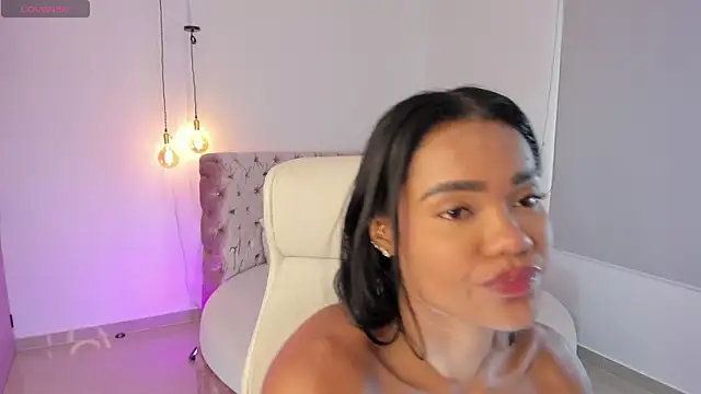 Snapshot of madisson_davon chatting on 09-14-25, 05:13 madisson davon online show from 09-14-25, 05:13