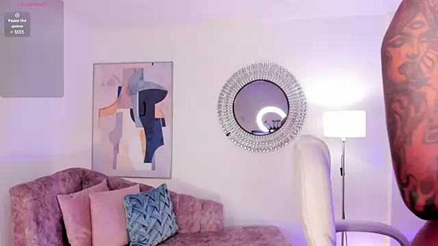 Snapshot of madisson_davon chatting on 02-06-25, 04:03 madisson davon online show from 02-06-25, 04:03