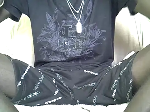 Delicious-D online show from 06-17-26, 05:18