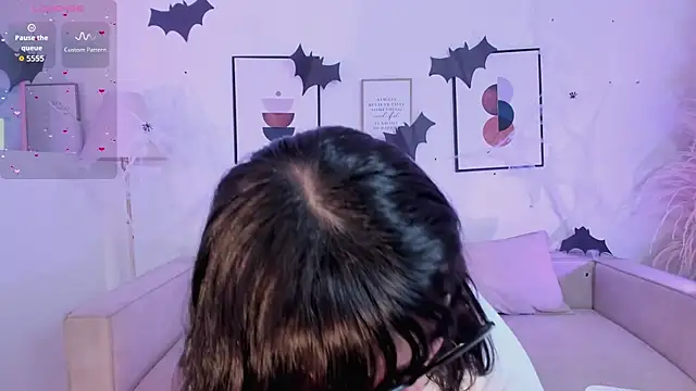 Sweet Namii online show from 10-29-25, 07:57