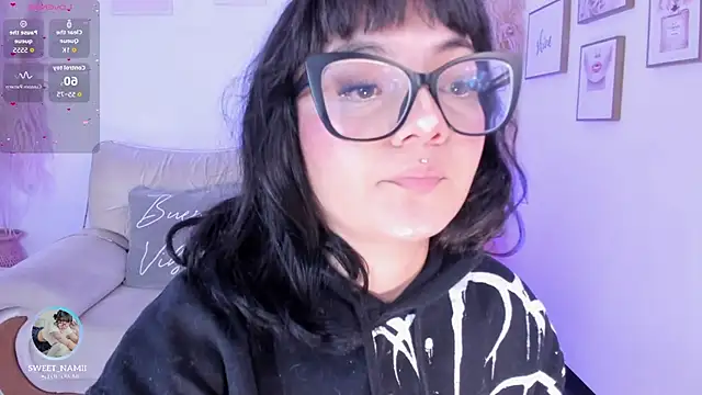 Snapshot of Sweet_Namii chatting on 09-12-25, 07:35 Sweet Namii online show from 09-12-25, 07:35