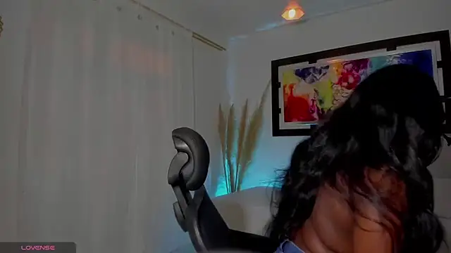 Scarlett 811 online show from 10-08-25, 10:21