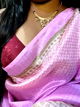 Snapshot of VR_here_4U chatting on 03-12-26, 08:13 VR here 4U online show from 03-12-26, 08:13