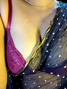 Snapshot of VR_here_4U chatting on 02-26-26, 07:03 VR here 4U online show from 02-26-26, 07:03