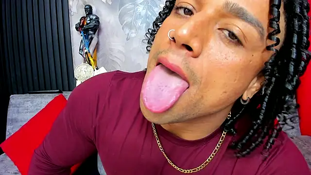 MikeEstevess online show from 10-18-25, 03:08