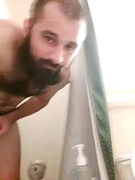 Snapshot of hungandnerdy420 chatting on 09-30-25, 09:26 hungandnerdy420 online show from 09-30-25, 09:26