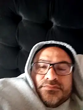 noniro80 online show from 09-18-25, 08:01