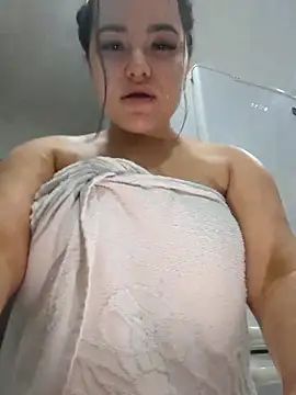 Snapshot of stacy_stoone chatting on 03-15-25, 03:37 stacy stoone online show from 03-15-25, 03:37