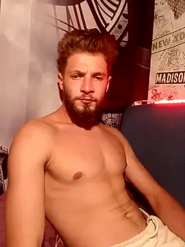 jimmyy  online show from 10-04-25, 11:23