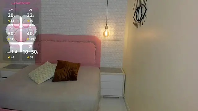 Kittytimberlake online show from 05-02-26, 12:43