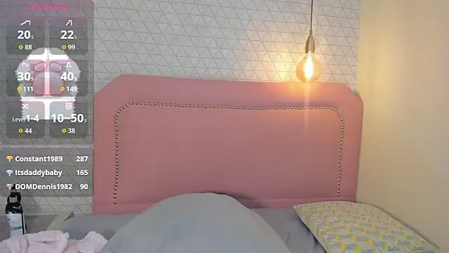 Kittytimberlake online show from 04-30-26, 08:57