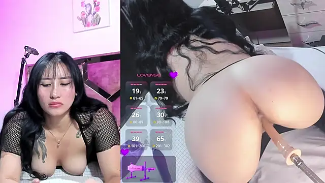 Snapshot of lili_moonn chatting on 10-21-25, 11:09 lili moonn online show from 10-21-25, 11:09
