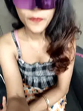 REVA DARLING online show from 10-13-25, 06:15