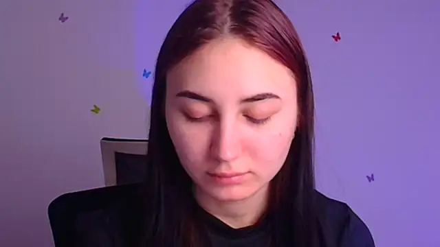 Snapshot of Jennifer_Blum chatting on 02-25-25, 12:36 Jennifer Blum online show from 02-25-25, 12:36